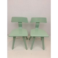 Lichtgroene schoolstoeltjes nr 123