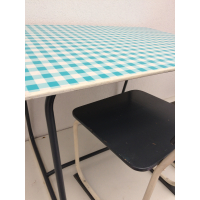 Lichtgewicht bureautje uit Belgie!