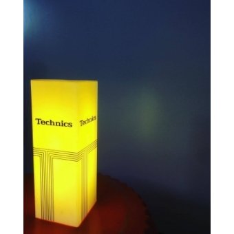 Stoere en zeldzame Technics lamp uit de jaren 70!