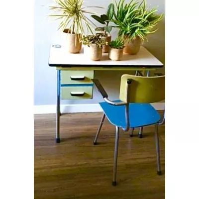 Vintagedesign (kinder)bureau met stoel Vintagedesign (kinder)bureau met stoel