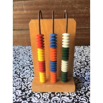Vintage telraam uit de basisschool